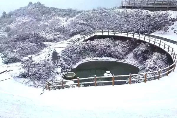 2021-2022巴山大<a href='/xiagu/' target=_blank>峽谷</a>滑雪場最新門票優惠