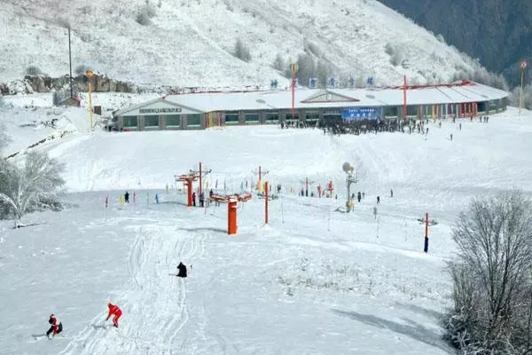 神農架滑雪場有幾個 神農架滑雪場開放時間2021