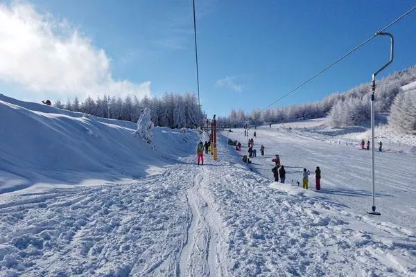 神農架滑雪場有幾個 神農架滑雪場開放時間2021