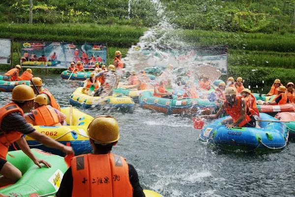 桂林十二灘漂流景區在哪里 門票價格及游玩攻略