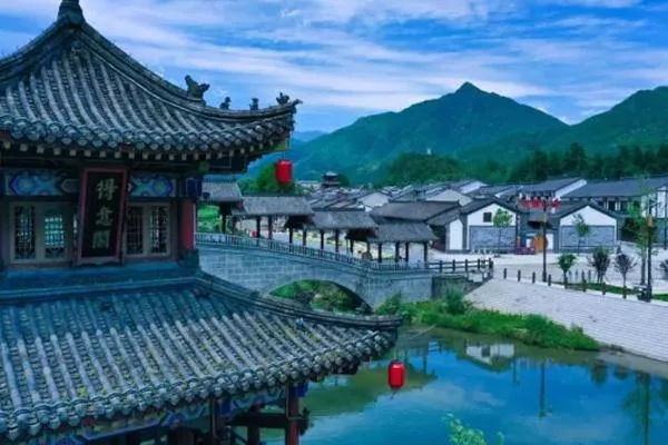 華陽景區旅游攻略 附門票優惠政策及交通