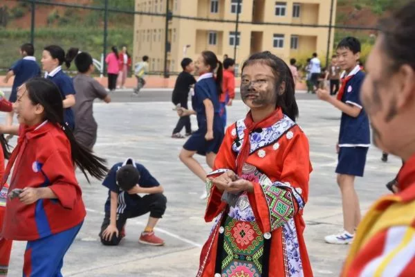 花臉節是幾月幾號?是哪個民族的?