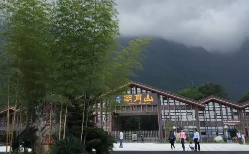 明月山在哪里 明月山附近住宿推薦 明月山在哪里 明月山附近住宿推薦