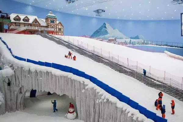 世界之窗阿爾卑斯山室內滑雪場開放時間及介紹