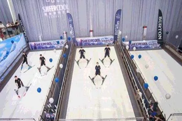 上海室內滑雪場有哪些 上海哪個室內滑雪場最好玩