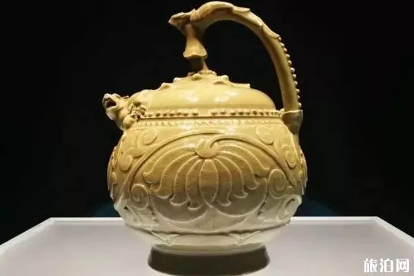 <a href='/shannxi/' target=_blank>陜西</a>歷史博物館鎮館之寶千年魔壺青釉提梁倒注瓷壺介紹 陜西歷史博物館鎮館之寶千年魔壺青釉提梁倒注瓷壺介紹