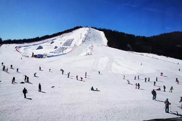 神農架滑雪場好玩嗎 怎么感覺沒什么關注