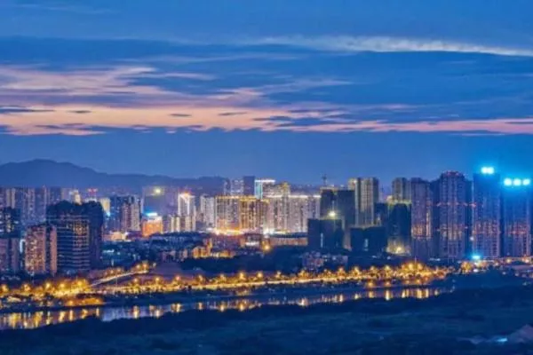 國內最適合窮游的寶藏城市 畢業旅行首選